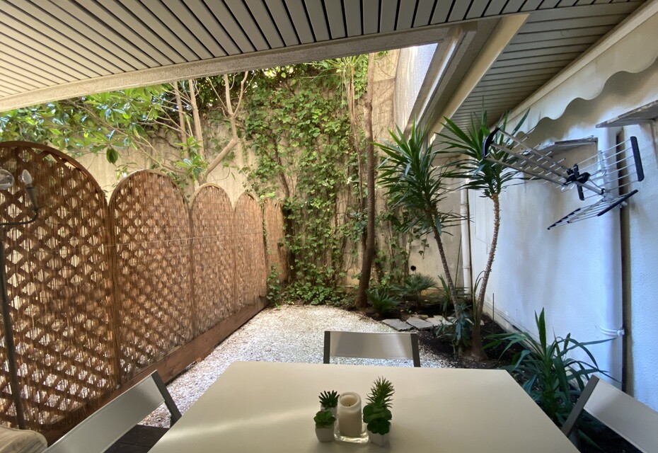 Studio with private garden - Beverly Palace Bloc A